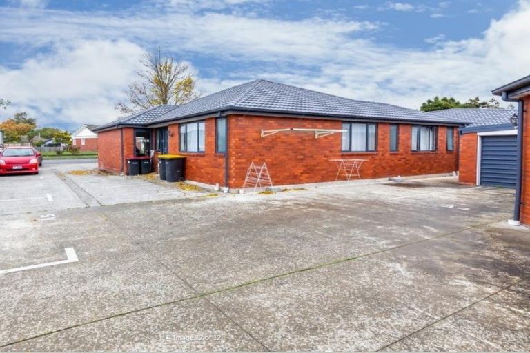 Photo of property in 158 Peverel Street, Riccarton, Christchurch, 8041