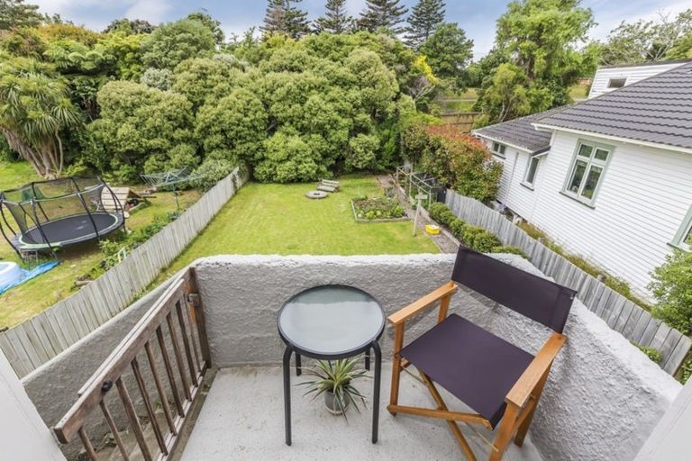 Photo of property in 28 Standen Street, Karori, Wellington, 6012