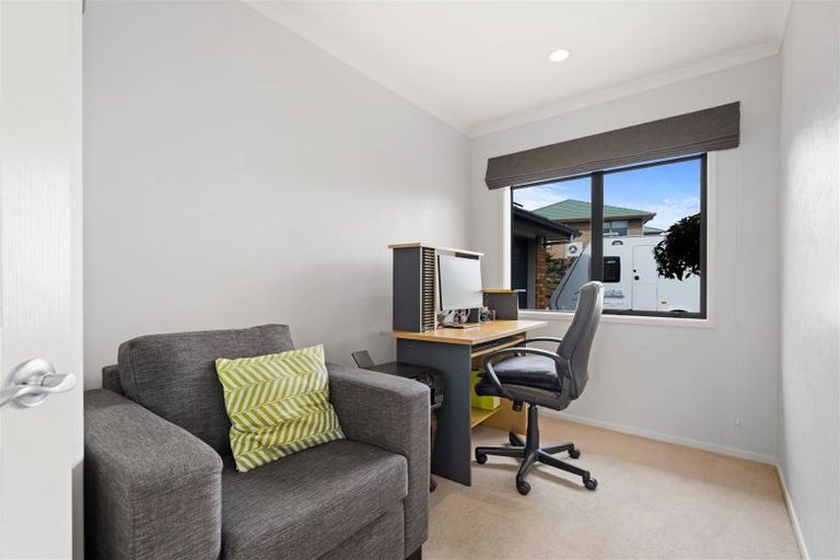 Photo of property in 24 Lochiel Place, Te Kamo, Whangarei, 0112