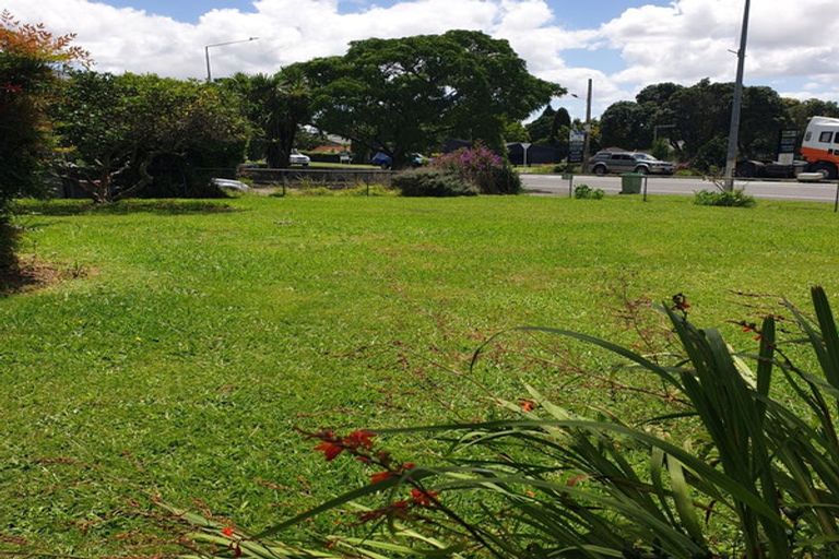 Photo of property in 22 Paerata Road, Pukekohe, 2120