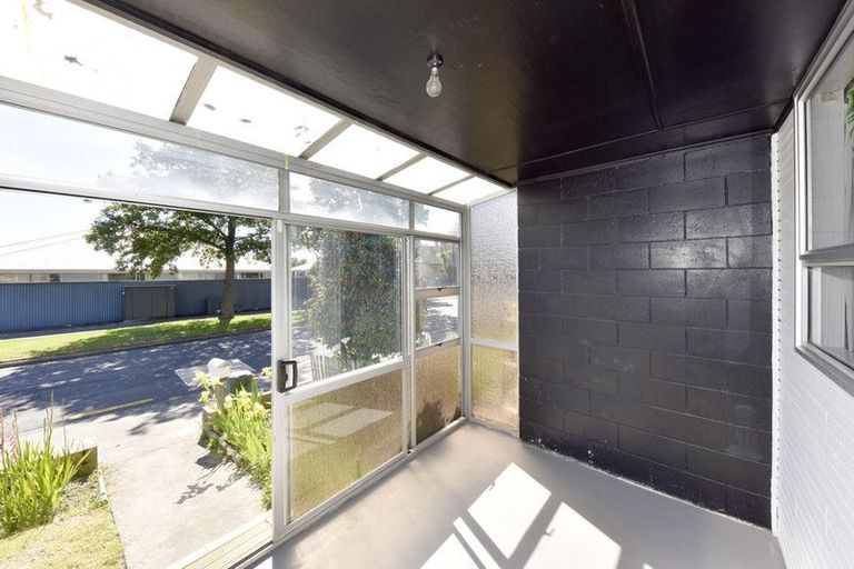 Photo of property in 1/80 Charles Street, Waltham, Christchurch, 8011