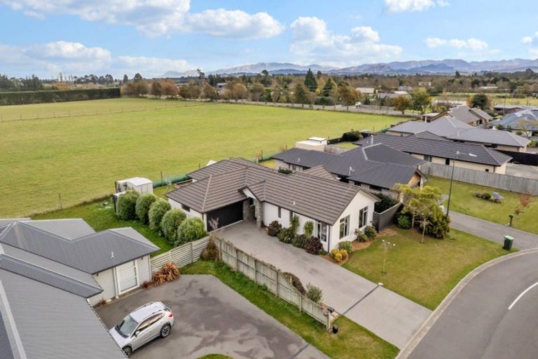 Photo of property in 4 William Hyde Place, Darfield, 7510