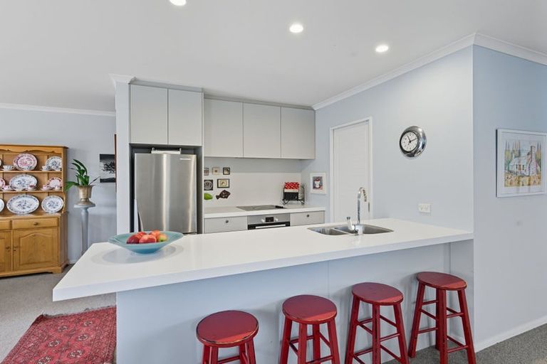 Photo of property in 42 Bronco Drive, Aidanfield, Christchurch, 8025