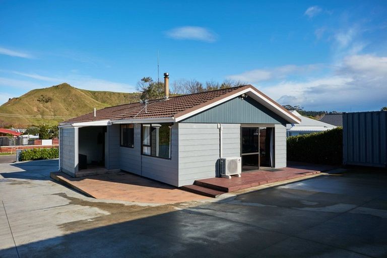 Photo of property in 64 Paraone Road, Tamarau, Gisborne, 4010