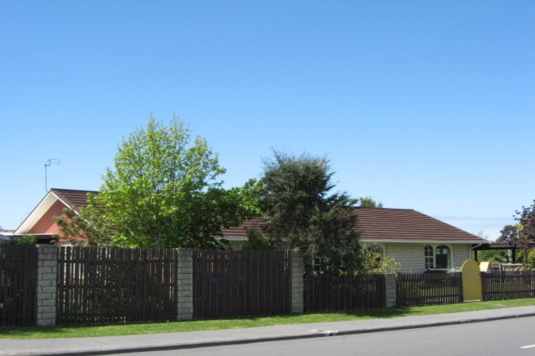 Photo of property in 2 Martyn Street, Rangiora, 7400