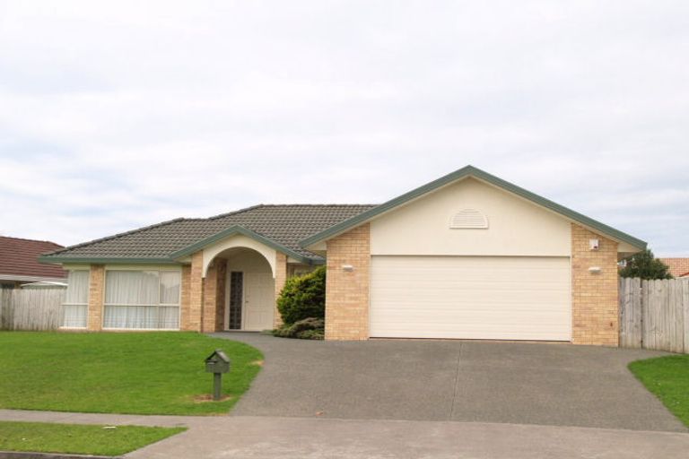 Photo of property in 9 Glassonby Road, Northpark, Auckland, 2013