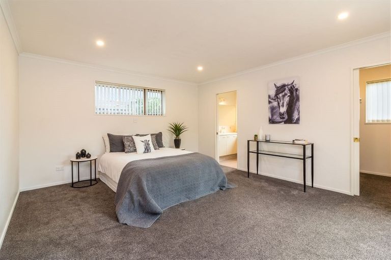 Photo of property in 144 Inwoods Close, Parklands, Christchurch, 8083