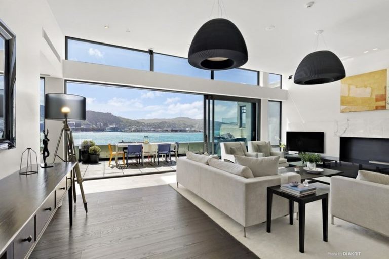 Photo of property in 150u5 Oriental Parade, Oriental Bay, Wellington, 6011