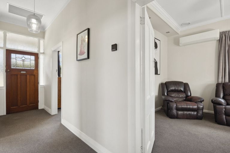 Photo of property in 212 Kenmure Road, Kenmure, Dunedin, 9011