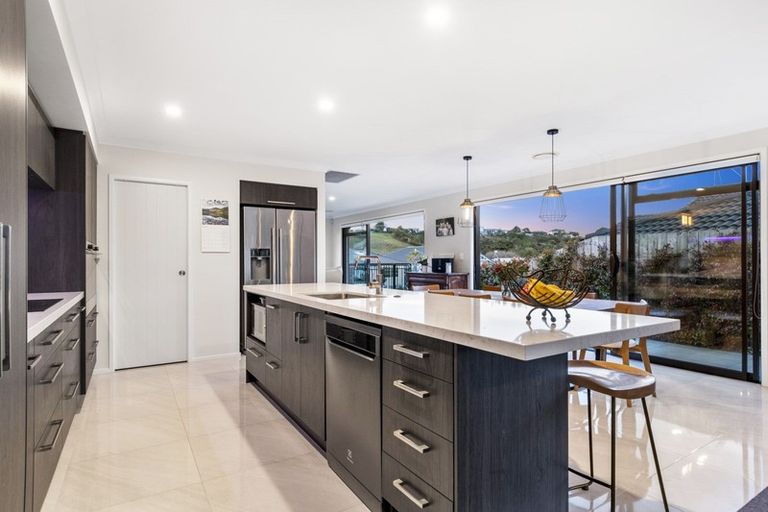 Photo of property in 8 Glenpark Crescent, Bethlehem, Tauranga, 3110