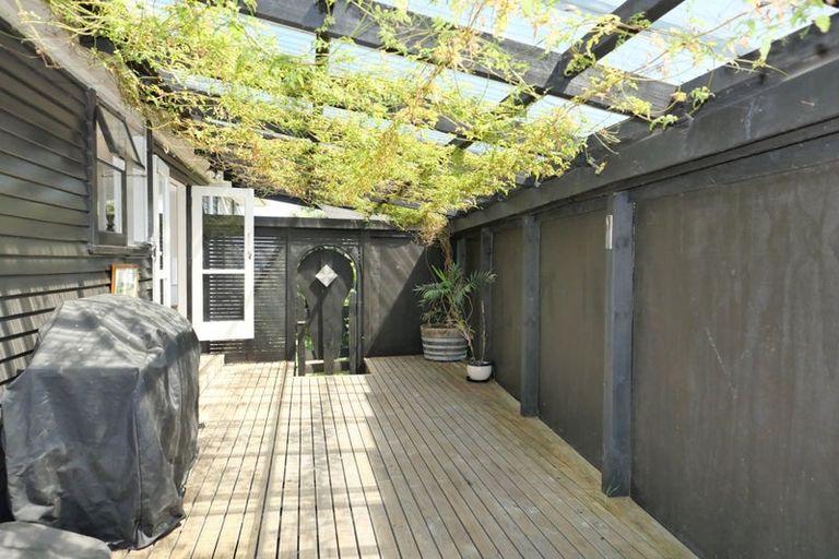 Photo of property in 48 Rutherford Drive, Waikanae Beach, Waikanae, 5036