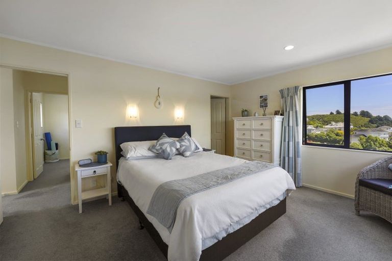 Photo of property in 31 The Masthead, Whitby, Porirua, 5024