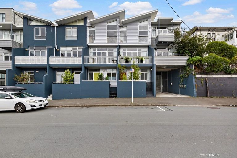 Photo of property in Mondrian Townhouses, 7/24 Hanson Street, Mount Cook, Wellington, 6021