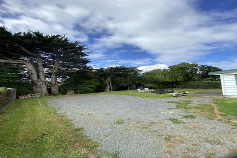 Photo of property in 33 Awatea Street, Ranui, Porirua, 5024