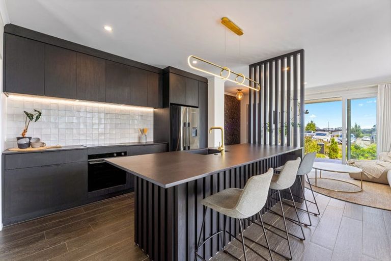 Photo of property in 2 Buddle Road, Paerata, 2124