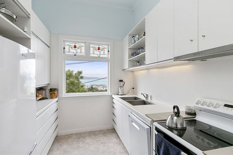 Photo of property in 16 Jefferson Street, Brooklyn, Wellington, 6021