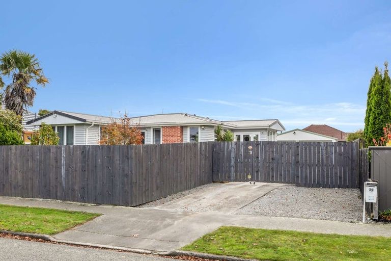 Photo of property in 39 Manurere Street, Hei Hei, Christchurch, 8042