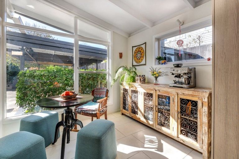 Photo of property in 20a Riverlea Avenue, Pakuranga, Auckland, 2010