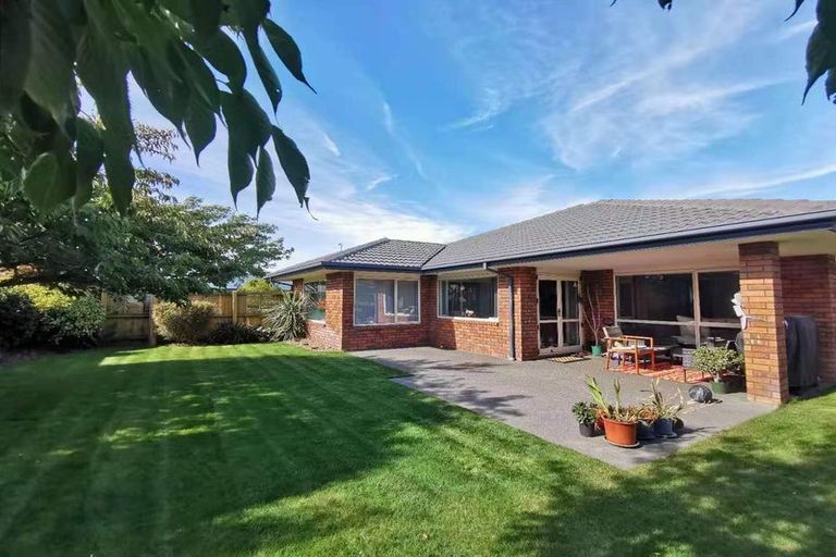 Photo of property in 10 Cressida Close, Rolleston, 7614