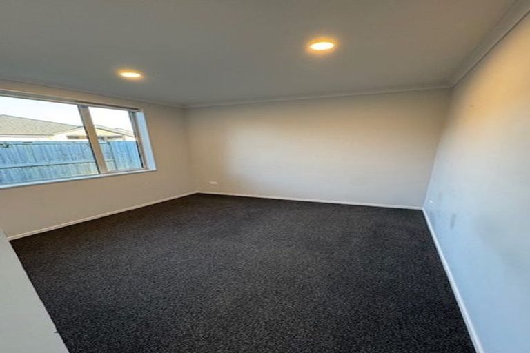 Photo of property in 18 Arahi Place, Rototuna North, Hamilton, 3210