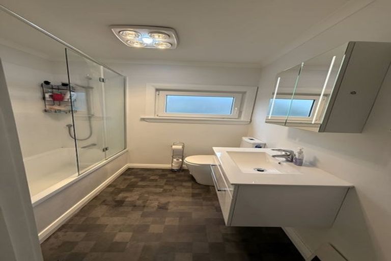 Photo of property in 53 Wyon Street, Linwood, Christchurch, 8062