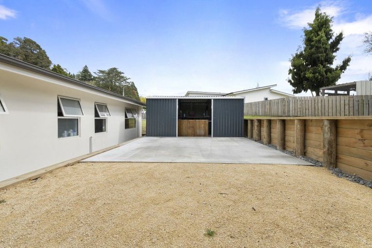 Photo of property in 4 Feltham Street, Hunterville, 4730