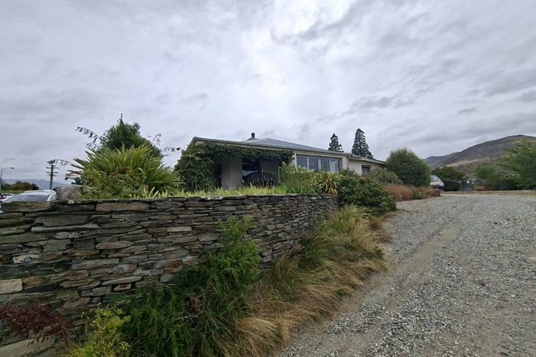 Photo of property in 66 Erris Street, Cromwell, 9310