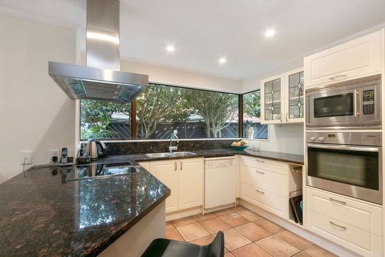 Photo of property in 29 Mcenroe Grove, Naenae, Lower Hutt, 5011