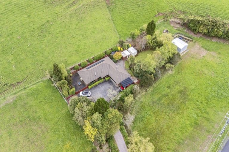 Photo of property in 863 Tarata Road, Kaimata, Inglewood, 4387