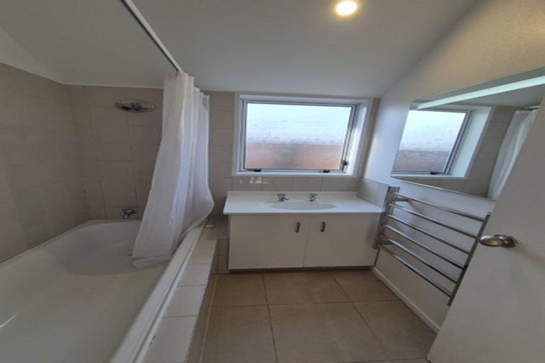 Photo of property in 8 Rehua Lane, St Albans, Christchurch, 8014