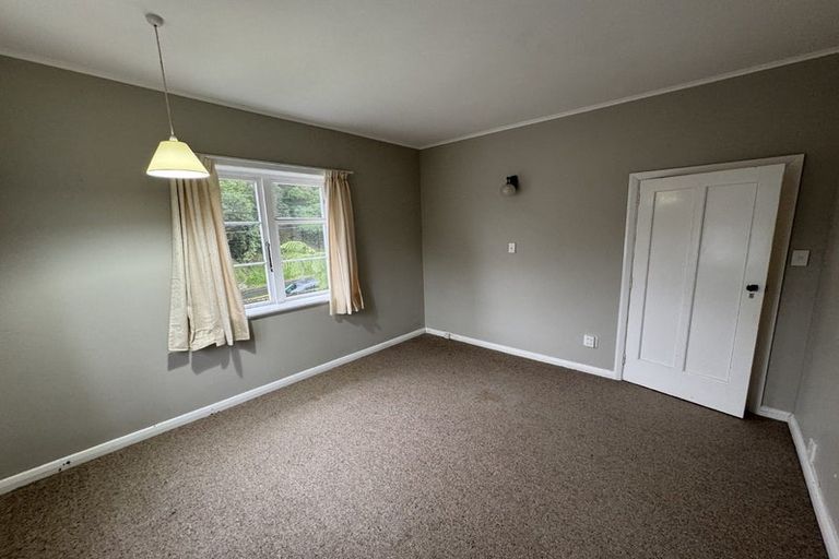 Photo of property in 40 Sunshine Avenue, Karori, Wellington, 6012