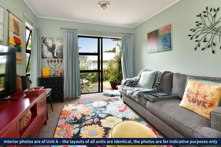 Photo of property in 2/3 Miro Street, Helensville, 0800