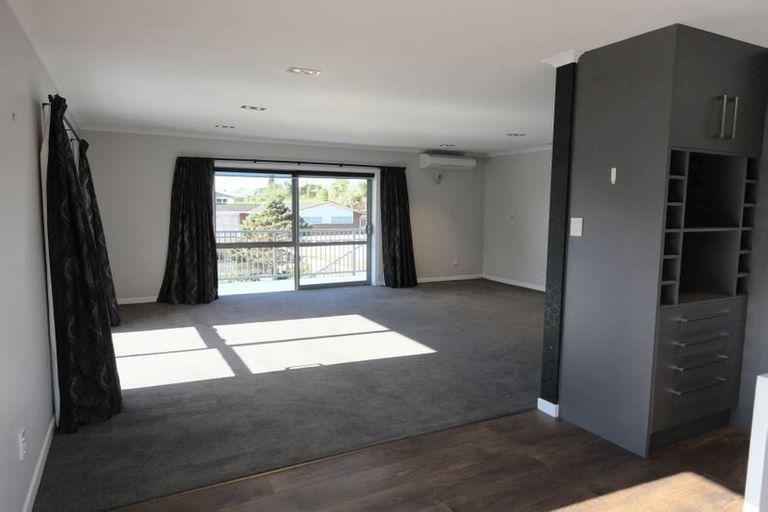 Photo of property in 18 Moloney Terrace, Pukekohe, 2120
