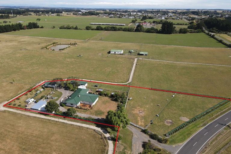 Photo of property in 53 Nga Tawa Road, Marton, 4787