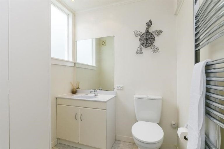 Photo of property in 1 Rangoon Street, Khandallah, Wellington, 6035