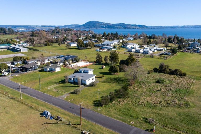 Photo of property in 13 Middleton Road, Hannahs Bay, Rotorua, 3010