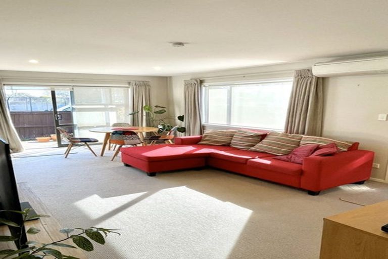 Photo of property in 1/32 Edward Avenue, Edgeware, Christchurch, 8013