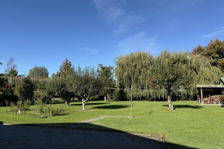 Photo of property in 15 Burdon Road, Woodbury, Geraldine, 7991