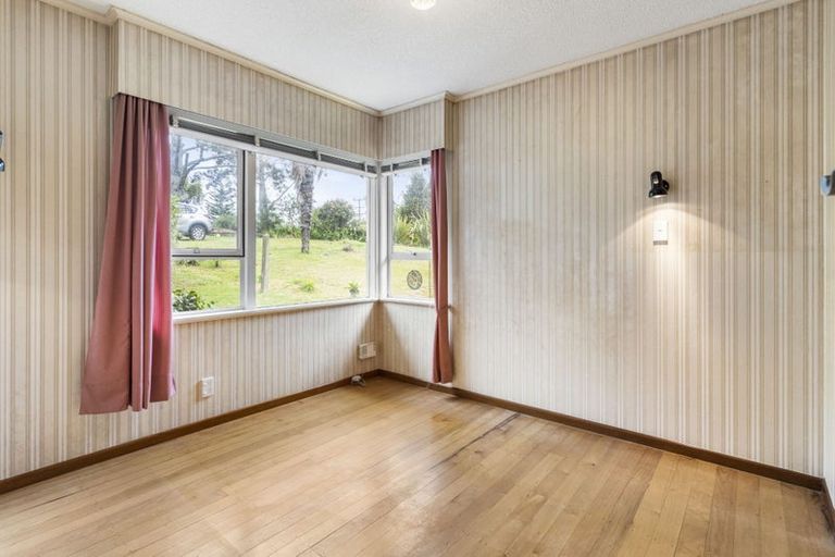 Photo of property in 462 Don Buck Road, Massey, Auckland, 0614