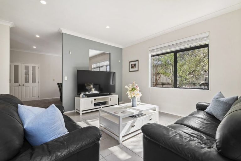 Photo of property in 29 Laurel Oak Drive, Schnapper Rock, Auckland, 0632