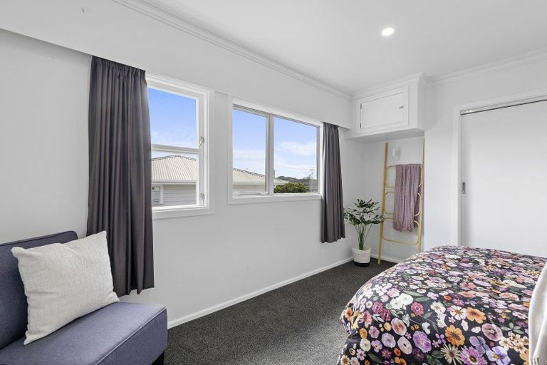 Photo of property in 162 Queen Street West, Levin, 5510