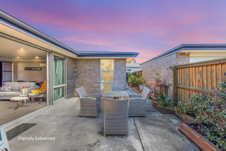 Photo of property in 1/24 Wairakei Road, Strowan, Christchurch, 8052