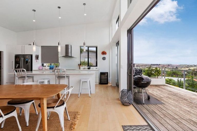 Photo of property in 1171 Whangaparaoa Road, Gulf Harbour, Whangaparaoa, 0930