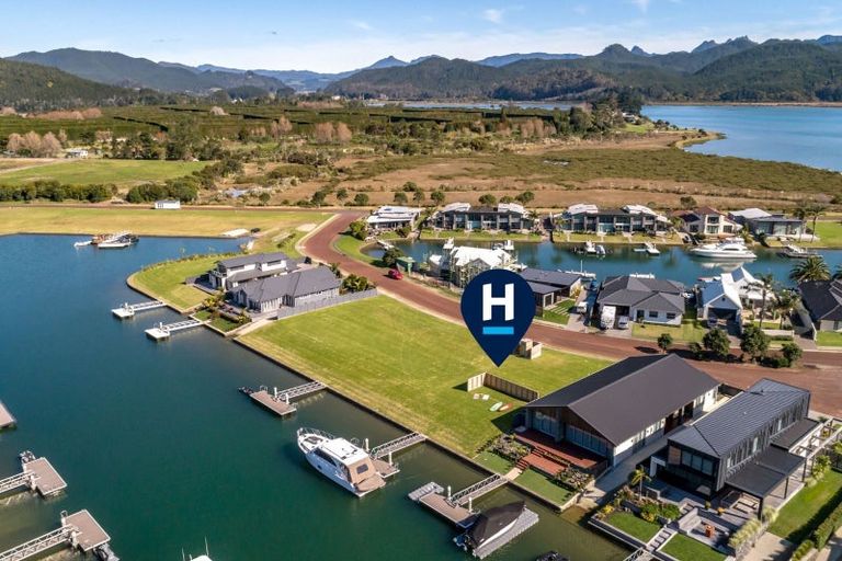 Photo of property in 133 Motu Grande, Pauanui, Hikuai, 3579