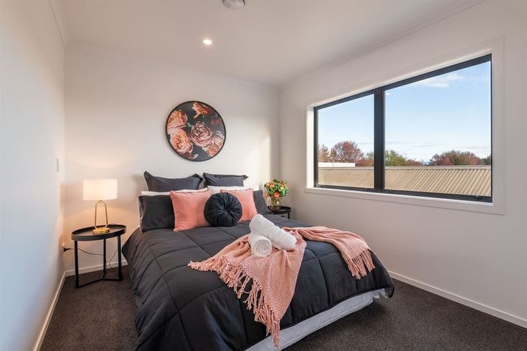 Photo of property in 24u2 Liverpool Street, Hamilton Central, Hamilton, 3204