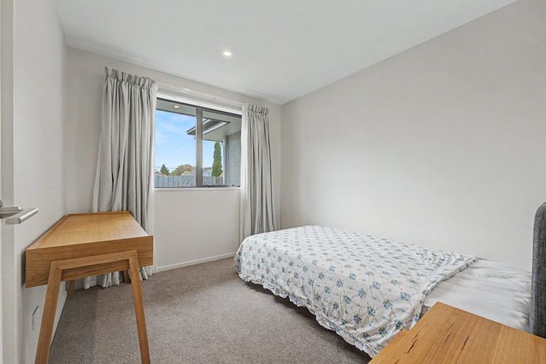 Photo of property in 74a Middleton Road, Upper Riccarton, Christchurch, 8041