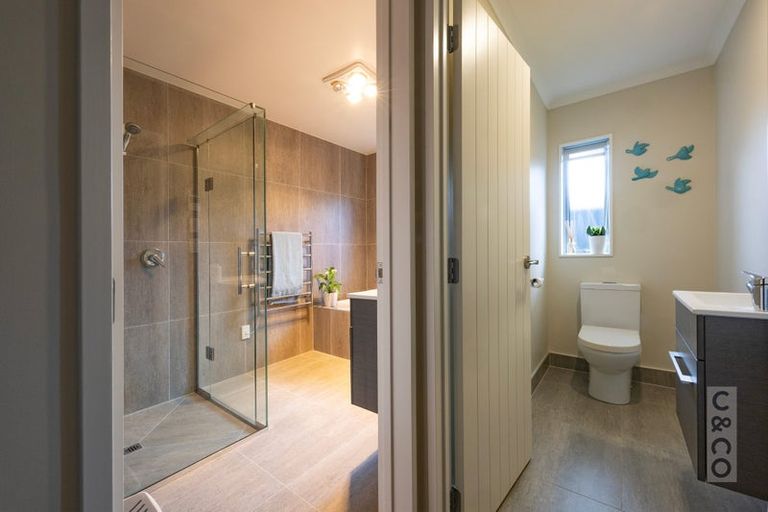 Photo of property in 9 Pohutukawa Parade, Riverhead, 0820