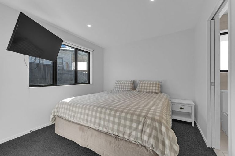 Photo of property in 2 Tidal View Road, Karaka, Papakura, 2113