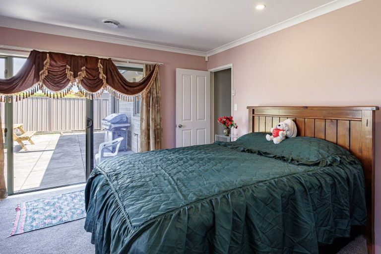 Photo of property in 37 Brooklands Drive, Havelock North, 4130