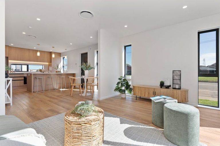 Photo of property in 6 Gilberthorpes Road, Islington, Christchurch, 8042